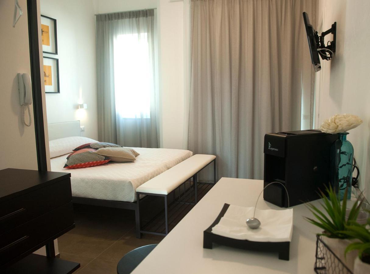 Via Del Faro Apartments Torre Canne Exterior photo